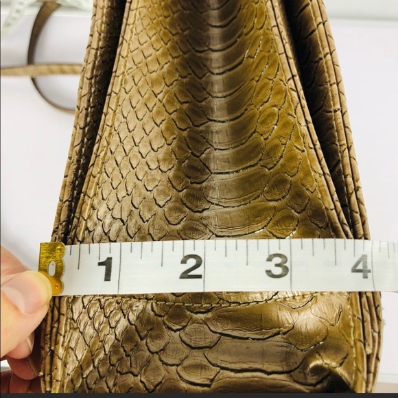 Liz Claiborne Shoulder Handbag 2 Straps 3 pockets - Picture 10 of 14